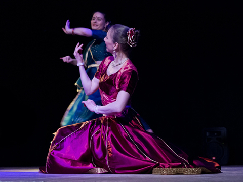 Kathak Tanz mit Beate Gatscha und Ioanna Srinivasan