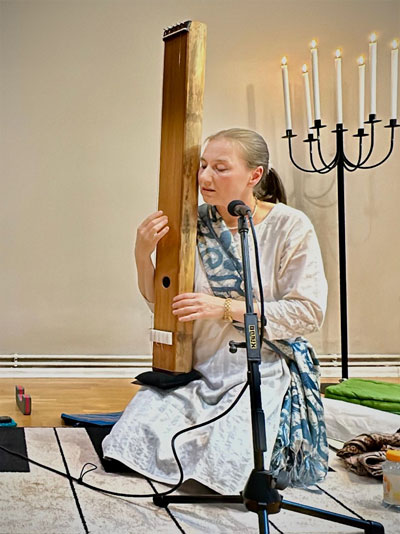 Dhrupad Workshop in Berlin mit Beate Gatscha